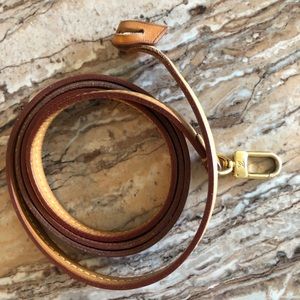 Authentic Louis Vuitton favorite mm strap